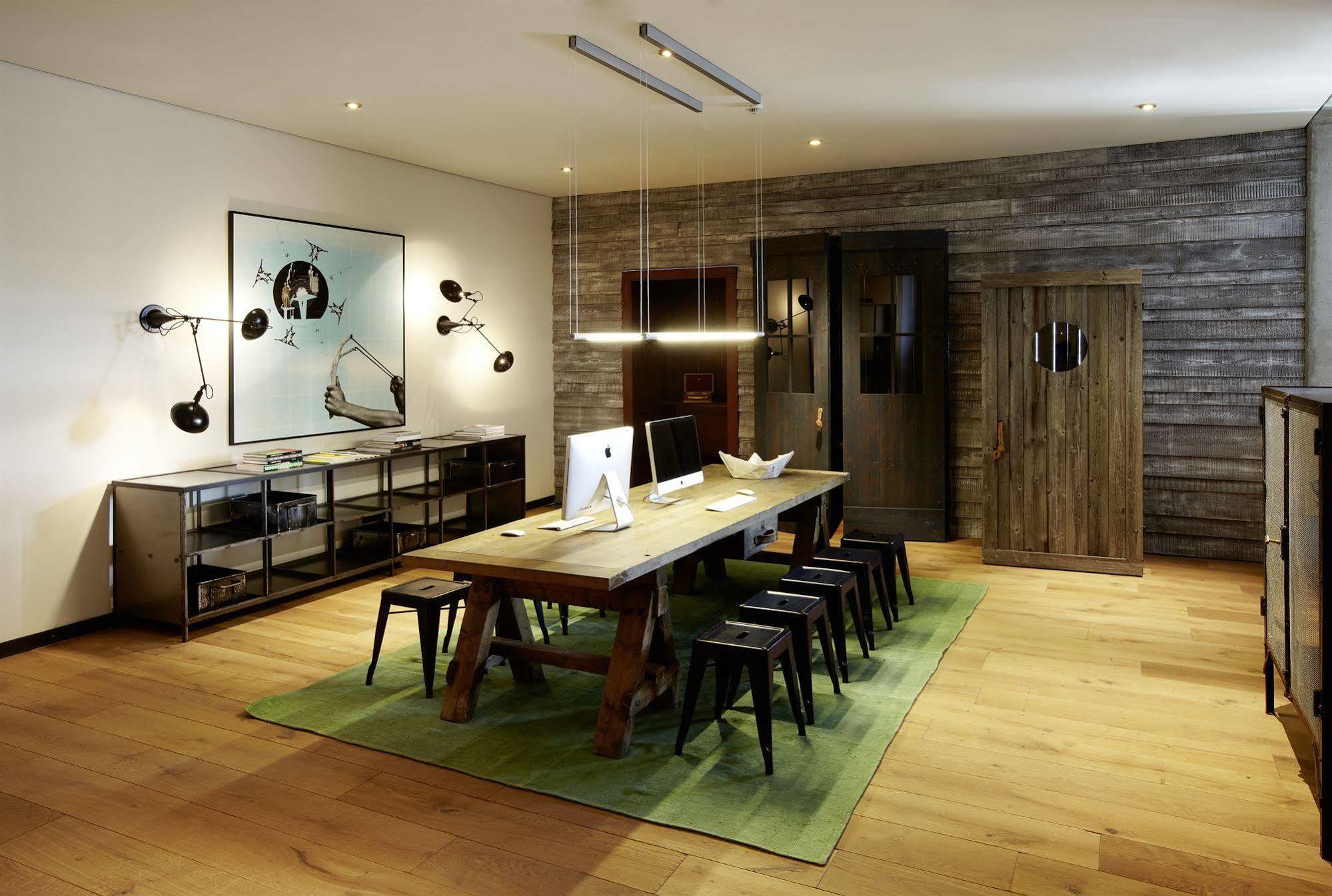 25Hours Hotel Hamburg Hafencity Επιχειρήσεις φωτογραφία